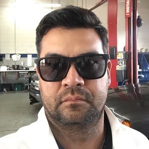 Meet your Posher, Travis